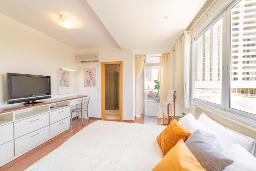 Art Apartment In Mamila - Art&View Jerusalem Exterior foto